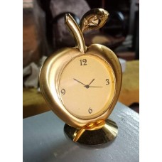 OkaeYa.com Unique Apple Shape Clock